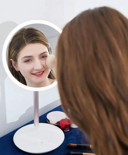 化妆界的新晋网红，斐色耐LED化妆镜，把日光「搬」进梳妆台 化妆 化妆镜 斐色耐LED化妆镜 美妆 第5张