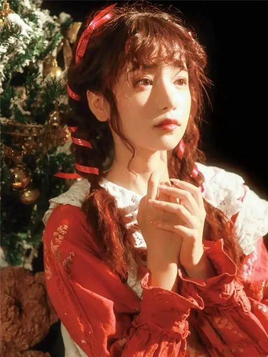 众人期待的圣诞节马上来临，脱单约会的妆容教程，请注意查收 圣诞节 美妆 第3张