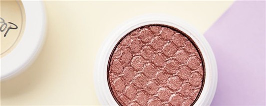 土豆泥眼影和粉质眼影有何区别 尚之潮 时尚生活 时尚 时尚网 生活网 生活 娱乐八卦 明星 第1张