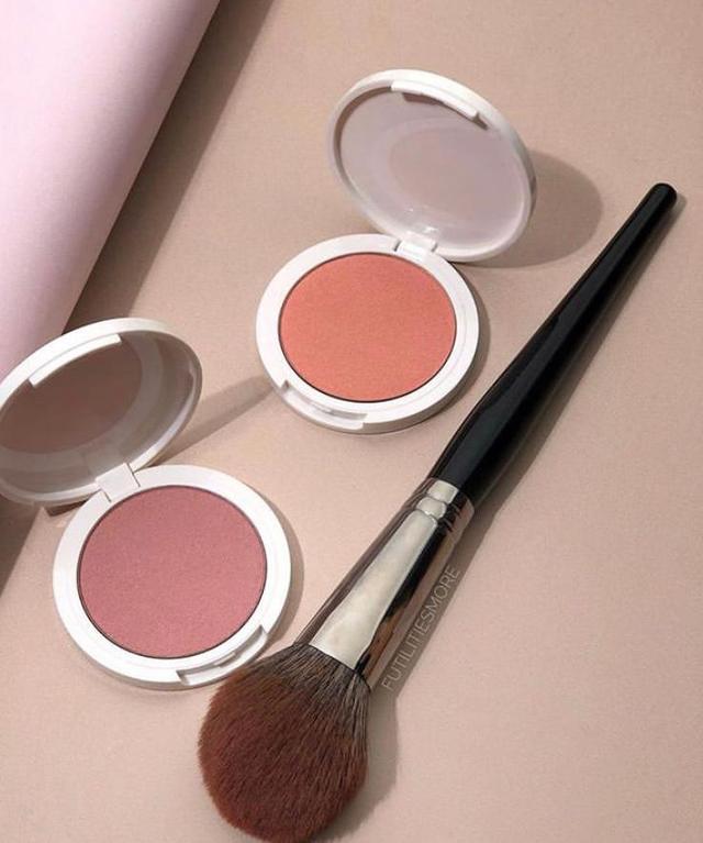 评评测测新品日报，5件绝美玫瑰色系彩妆新品发布，美到犯规 评评测测 玫瑰色系彩妆 美妆 第1张