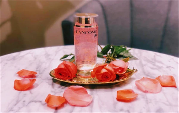 兰蔻美容液和化妆水的区别 兰蔻 兰蔻粉水 第4张