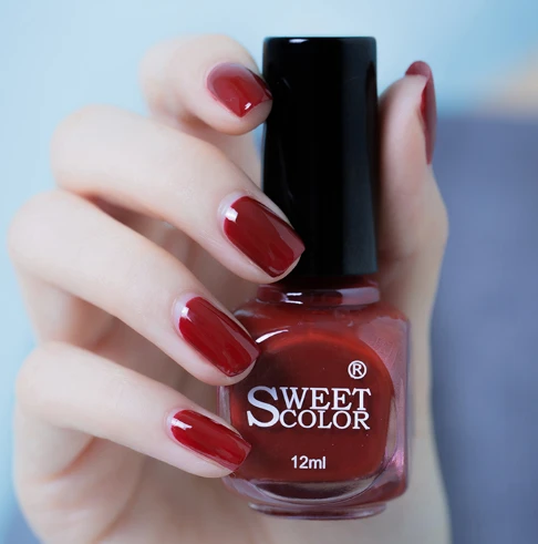 指甲油该如何挑选，挑选指甲油的三种最好方法 指甲油 挑选指甲油的最好方法 美容 第3张