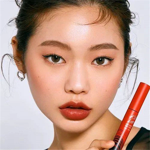 CLIO睫毛膏放大双眼，打造自然卷曲睫毛 睫毛膏 CLIO 第23张