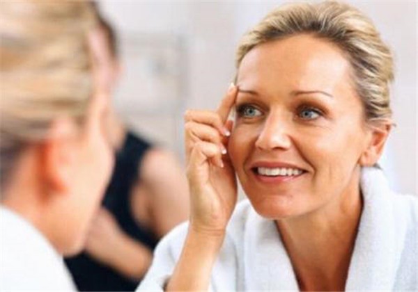 为什么衰老的快，就因为你老做这些事 护肤 第1张