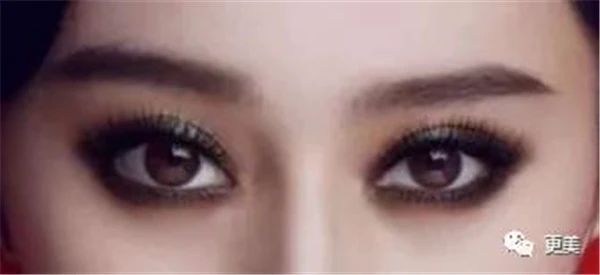 细弯眉妆容打造超强时尚感和精致度，细弯眉画法 细弯眉 时尚感 第33张