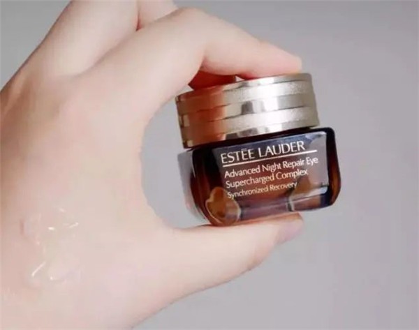 熬夜用眼霜哪个牌子的效果好，这些眼霜真的有用吗 眼霜 第1张