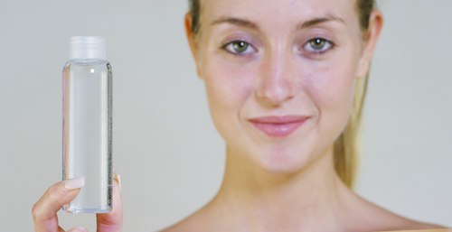 先卸妆还是先去角质,这些护肤顺序别搞错了 卸妆 去角质 卸妆去角质正确顺序 美妆 第3张 先卸妆还是先去角质,这些护肤顺序别搞错了 卸妆 去角质 卸妆去角质正确顺序 美妆 第3张