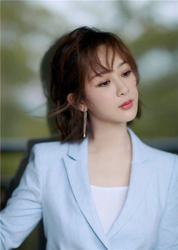 酒红色与大地色眼妆打造秋冬时尚温暖感 酒红色 大地色 第7张