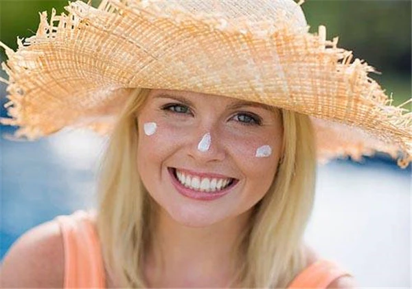 皮肤暗黄的六大调理攻略，全身皮肤暗黄如何调理 皮肤暗黄 调理 第2张