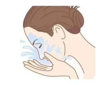 用卸妆油之前需要先用水洗脸吗 洗脸 卸妆油 美妆 第2张