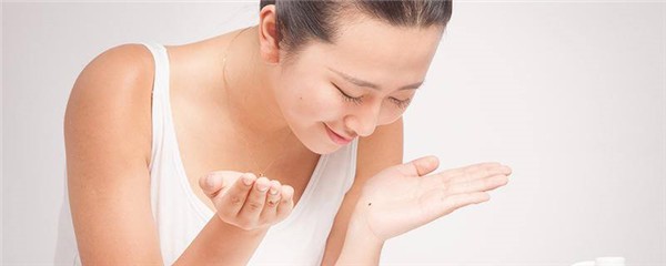 小苏打洗脸可以收缩毛孔吗，小苏打洗脸能去痘痘吗 护肤 第1张