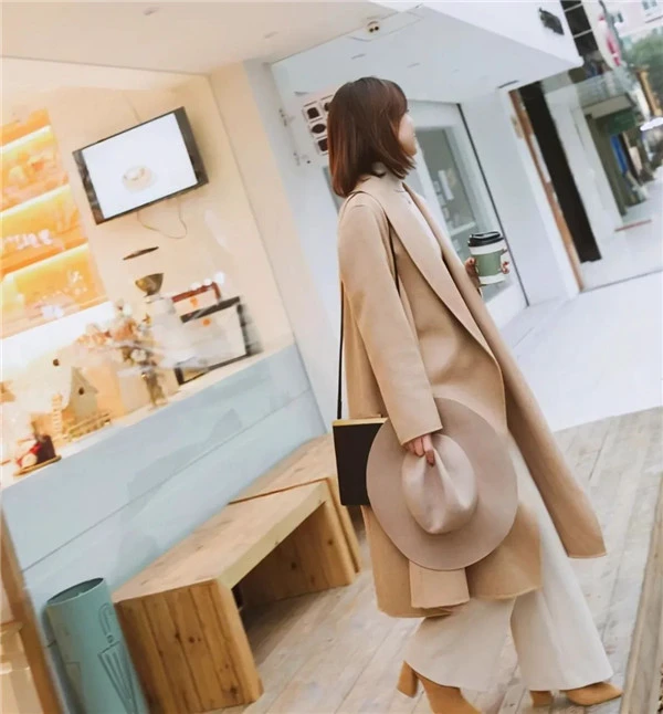 一身米白色穿搭温柔气质，充满活力增加层次感显瘦显腿长 温柔气质 充满活力 第14张