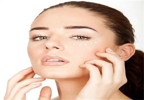 水乳过期了还能用吗，过期的水乳有什么用 护肤 第4张