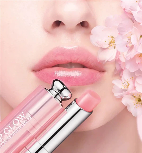 Dior变色润唇膏推出2021升级新版 Dior 润唇膏 迪奥 第2张 Dior变色润唇膏推出2021升级新版 Dior 润唇膏 迪奥 第2张