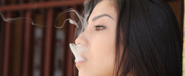 抽烟牙齿黑了怎么办 抽烟 牙齿黑 美妆 第1张