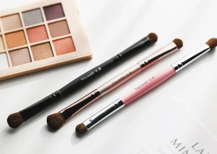 眼部化妆刷用什么好,化妆刷正确挑选方法 化妆 化妆刷 眼部化妆刷挑选方法 美妆 第3张 眼部化妆刷用什么好,化妆刷正确挑选方法 化妆 化妆刷 眼部化妆刷挑选方法 美妆 第3张