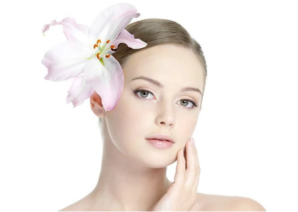 擦护肤品脸部刺痛过一会就好了 护肤品 擦护肤品脸部刺痛过一会就好了的原因 冬季乳霜和乳液的选择 美妆 第2张