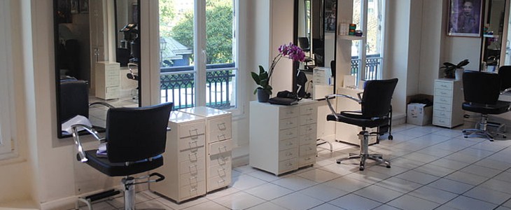 烫头发冷烫好还是热烫好 烫头发 冷烫 热烫 美妆 第1张