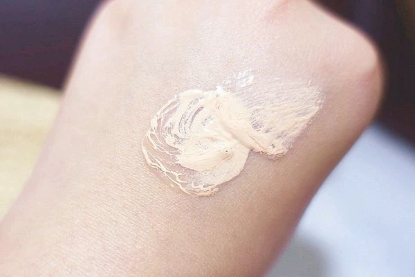 自然堂小紫瓶精华这款产品怎样 肌肤 第2张 自然堂小紫瓶精华这款产品怎样 肌肤 第2张