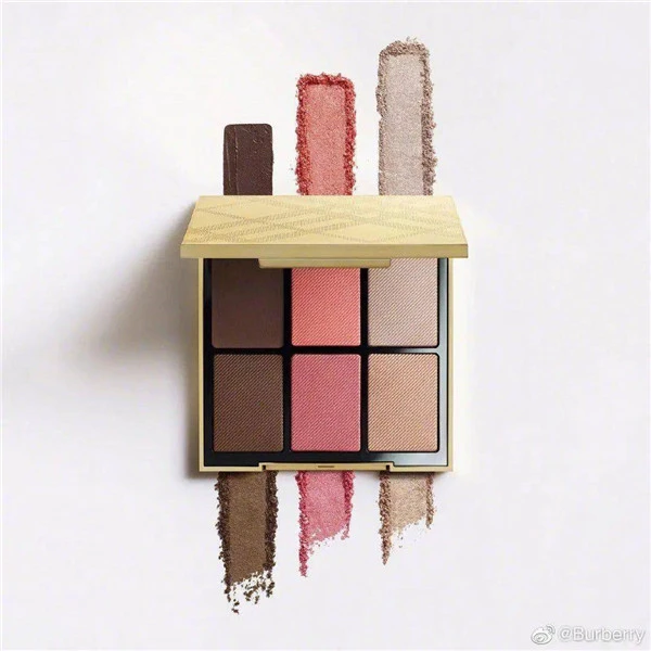 武则天复古妆搭配一袭红装令人惊艳至极 复古妆 红装 第15张 武则天复古妆搭配一袭红装令人惊艳至极 复古妆 红装 第15张