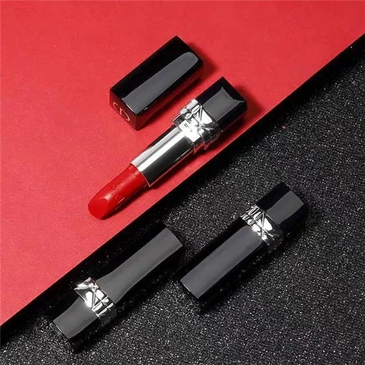 为什么明星涂口红很持久,自己涂口红容易掉色 原因很简单 口红 第6张 为什么明星涂口红很持久,自己涂口红容易掉色 原因很简单 口红 第6张