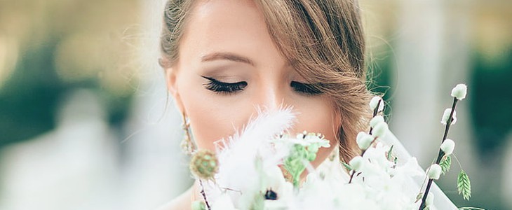 假睫毛怎么带 假睫毛 美妆 第1张