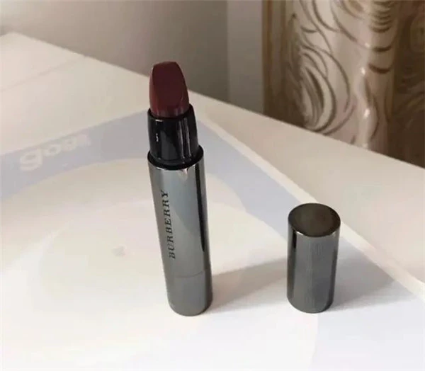 这几只热门色口红色号，谁涂谁丑 口红 第5张