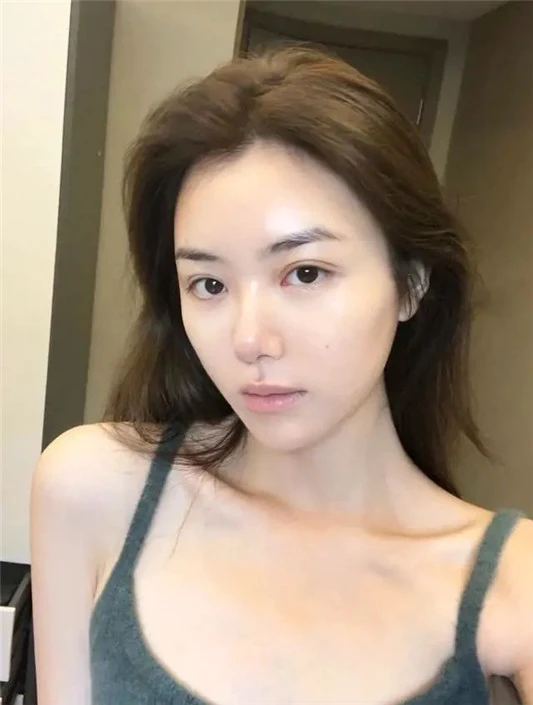 贵妇精华难怪好用,成分顶级不说,效果还明显,坚持用效果不会差 精华 第4张 贵妇精华难怪好用,成分顶级不说,效果还明显,坚持用效果不会差 精华 第4张