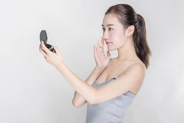 定妆粉如何根据皮肤选择 产品 第2张