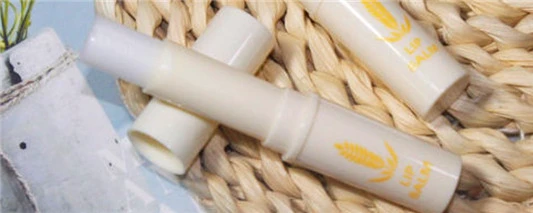 唇膏和凝露哪个先用 尚之潮 时尚生活 时尚 时尚网 生活网 生活 娱乐八卦 明星 第2张