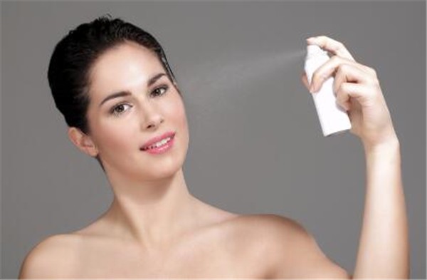 洗脸水中加白醋，可淡化脸上雀斑细致皮肤 白醋 雀斑 第1张