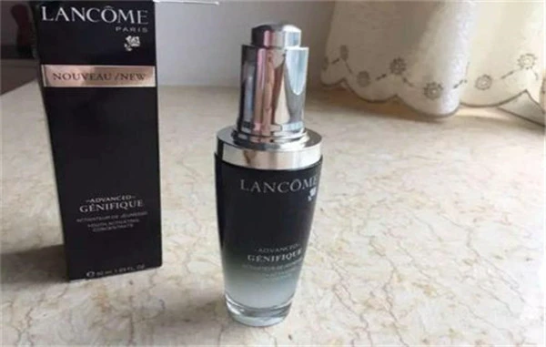 兰蔻美容液和肌底液的使用顺序 兰蔻 兰蔻小黑瓶 护肤品 第3张