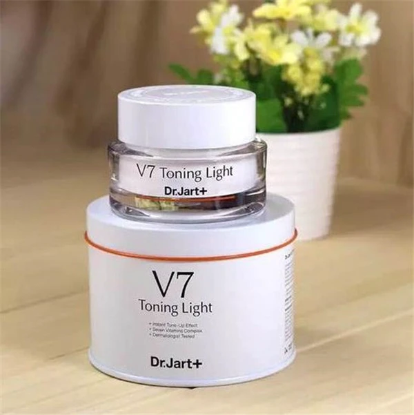 韩国v7素颜霜有什么危险 v7素颜霜 v7素颜霜的危害 V7素颜霜的效果 美妆 第2张