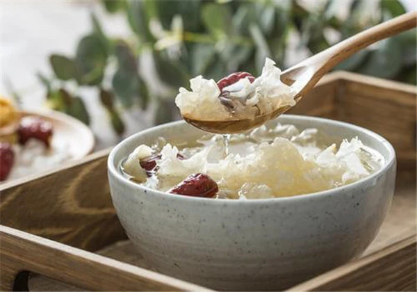 脸上长痘痘如何消除，祛痘就吃这些食物 护肤 第7张