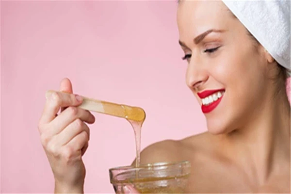 蜂蜜搭配鸡蛋保养皮肤,有抗皱嫩肤、强效保湿的美容功效 蜂蜜 保养 第3张 蜂蜜搭配鸡蛋保养皮肤,有抗皱嫩肤、强效保湿的美容功效 蜂蜜 保养 第3张