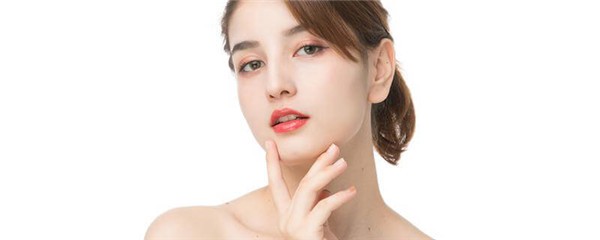 怎么把眼睫毛变翘，怎么夹睫毛才翘 护肤 第1张