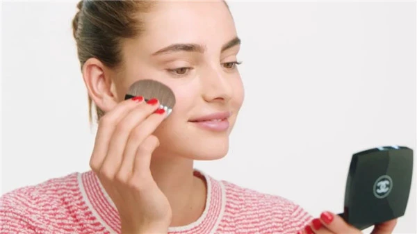 香奈儿2021春夏彩妆繁花世界系列 香奈儿 彩妆 第5张