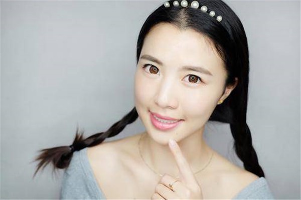 美容护肤的小技巧：多吃水果蔬菜、定期去角质 美容 护肤 第1张