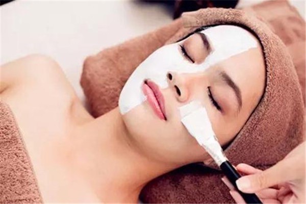 睡眠面膜如何正确使用,什么面膜能让脸变白 睡眠面膜 使用 第1张 睡眠面膜如何正确使用,什么面膜能让脸变白 睡眠面膜 使用 第1张