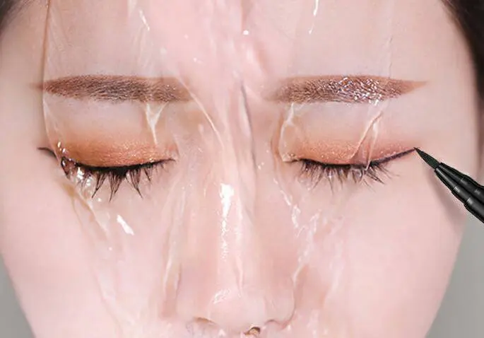 眼线液什么牌子好用，大眼睛就是看你的眼线怎么画 眼线液 眼线液排行榜 眼线液什么牌子好用 美妆 第3张