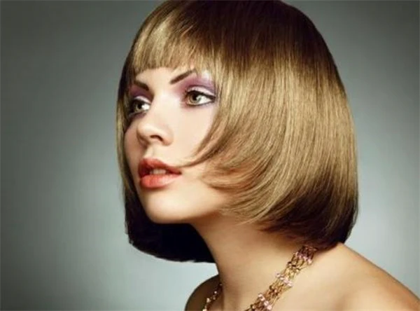 不易衰老的脸型有哪些 脸型 不衰老脸型 美妆 第2张