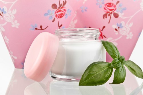 27岁用什么护肤品比较好，这个年纪不护肤老得很快 27岁 27岁护肤品 27岁用什么护肤品比较好 美容 第1张