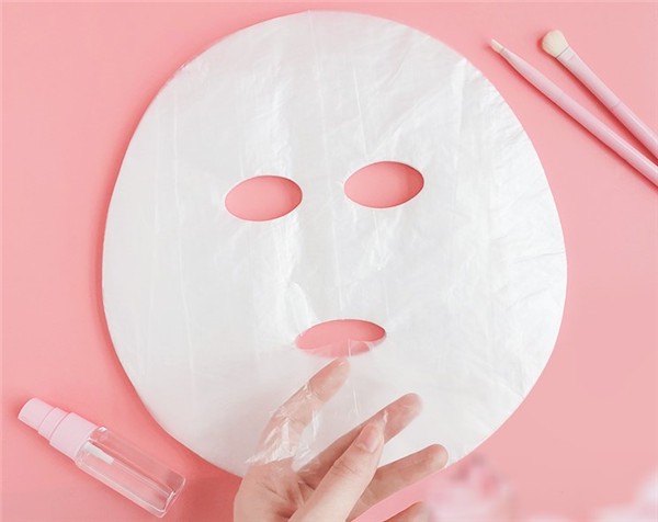 面膜辣眼睛是劣质吗 面膜 敷面膜辣眼睛是为什么 怎么选适合自己的面膜 美妆 第1张 面膜辣眼睛是劣质吗 面膜 敷面膜辣眼睛是为什么 怎么选适合自己的面膜 美妆 第1张