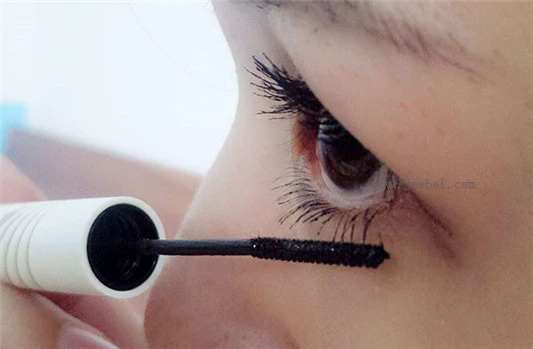 悦诗风吟纤巧精细睫毛膏怎么样，有哪些色号 悦诗风吟 睫毛膏 第8张