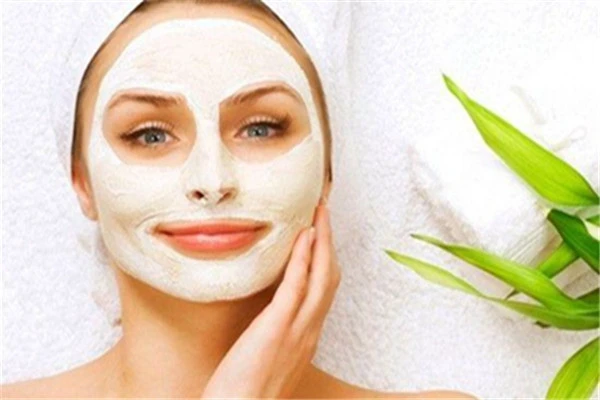 油脂分泌旺盛导致毛孔粗大，定期去角质改善控油 油脂 毛孔 第2张