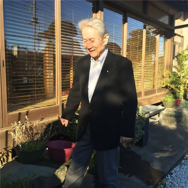 EI日本深海伊谷草保湿面膜增强肌肤抵抗力 面膜 保湿 第5张 EI日本深海伊谷草保湿面膜增强肌肤抵抗力 面膜 保湿 第5张