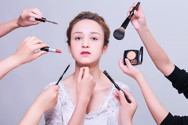 定妆粉如何根据皮肤选择 产品 第1张