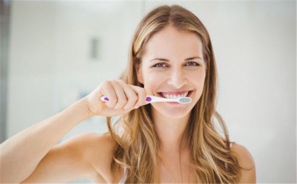 冷光美白牙齿效果如何，牙齿冷光美白有副作用吗 冷光 牙齿 第1张