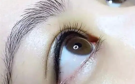 什么人可以做美瞳线，美瞳线这些人不适合做 美瞳线 美瞳线怎么做 美瞳线适合哪些人做好看 美妆 第2张