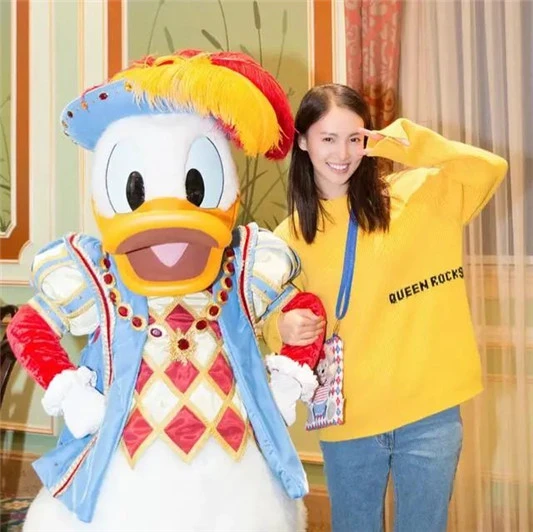 金晨才是「护肤达人」，直言黑眼圈轻了，尤其是这几个东西，绝了 护肤 第15张